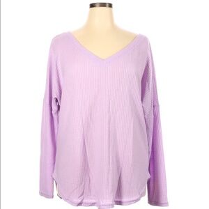 𝅺NWT long sleeve top